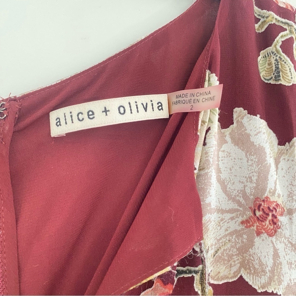 Alice + Olivia Jenny Flutter Sleeve Ruffle Dress Hazy Floral Wine Burgundy Red - Picture 5 of 6
